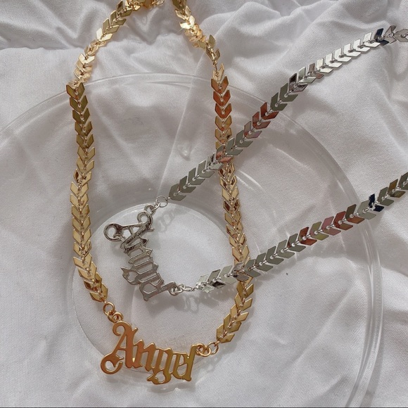 LAST ONE! angel charm choker - Picture 5 of 6